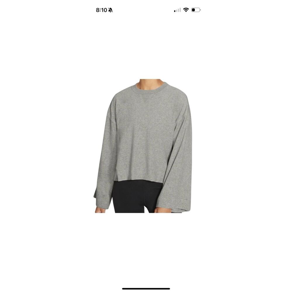 NWT Nike Women’s M Yoga 70s Retro Training French Terry Top Grey sweatshirt